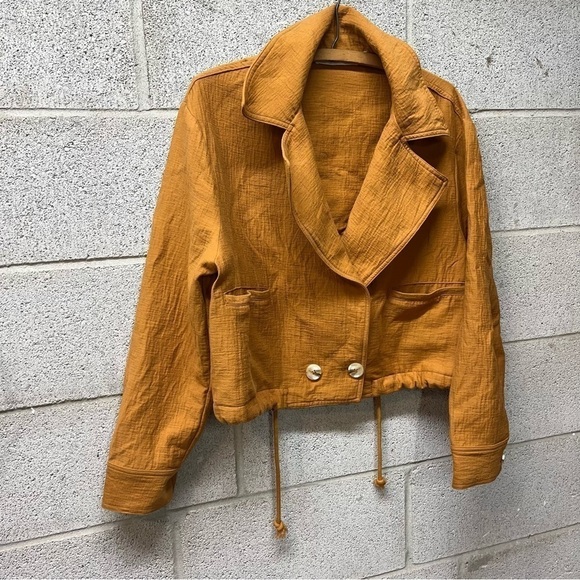 Astr The Label En Route Jacket in Caramel - Picture 5 of 11